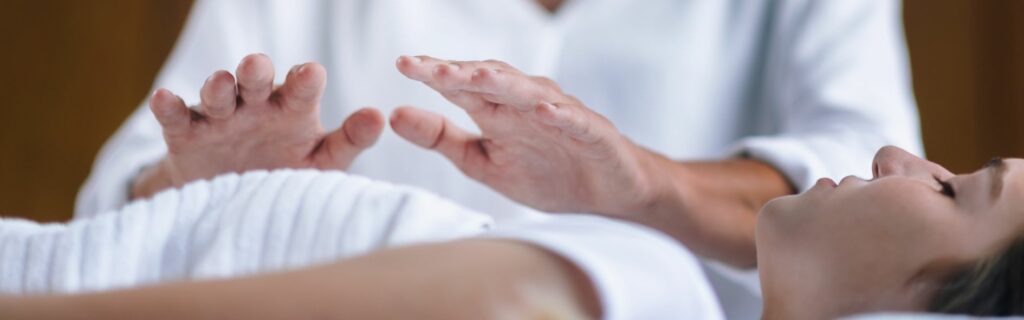 Aprende cómo se hace el reiki a distancia con esta guía con ejemplos